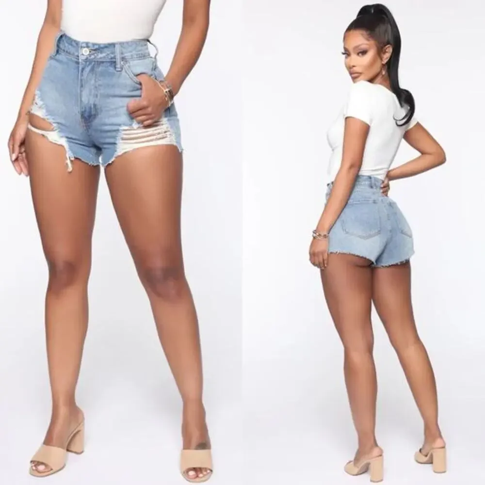 NWT Fashion Nova Jean Shorts Womens M Medium Wash Distressed Daisy Dukes Cowgirl - Picture 2 of 7